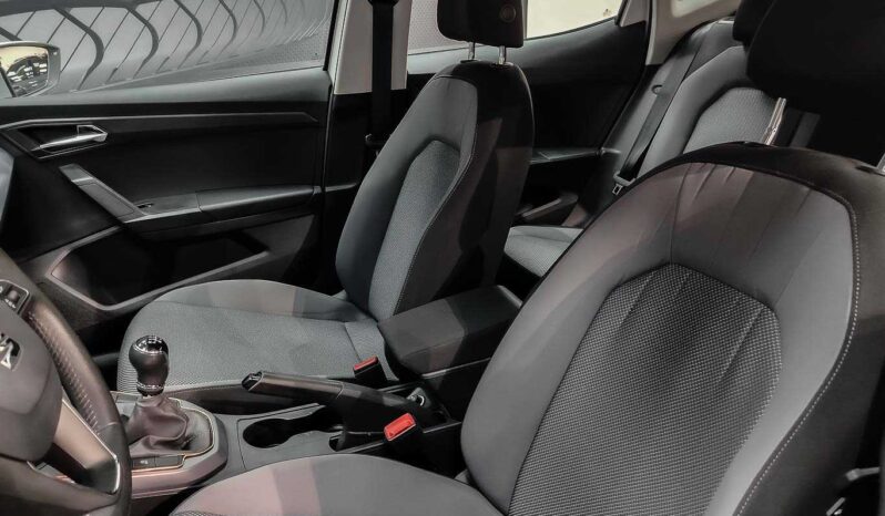 
								SEAT Arona full									