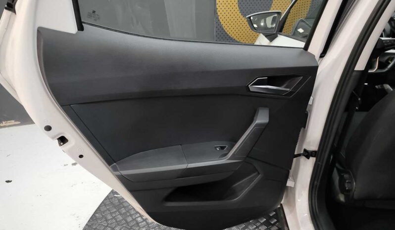 
								SEAT Arona full									
