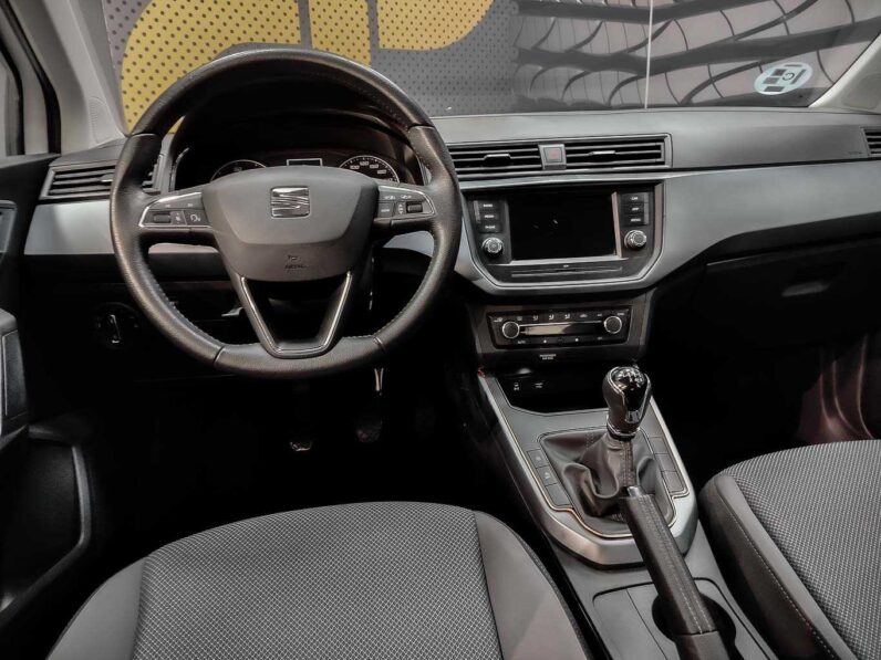 
								SEAT Arona full									