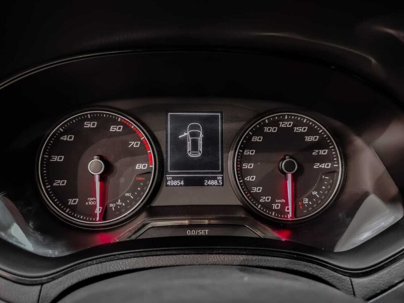 
								SEAT Arona full									