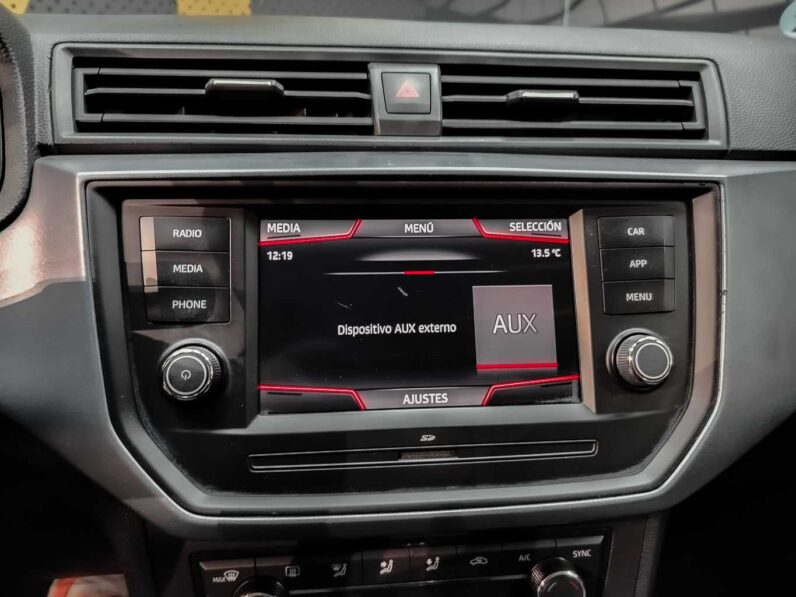 
								SEAT Arona full									