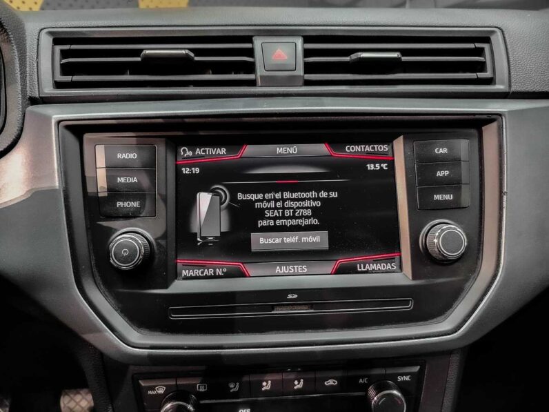 
								SEAT Arona full									
