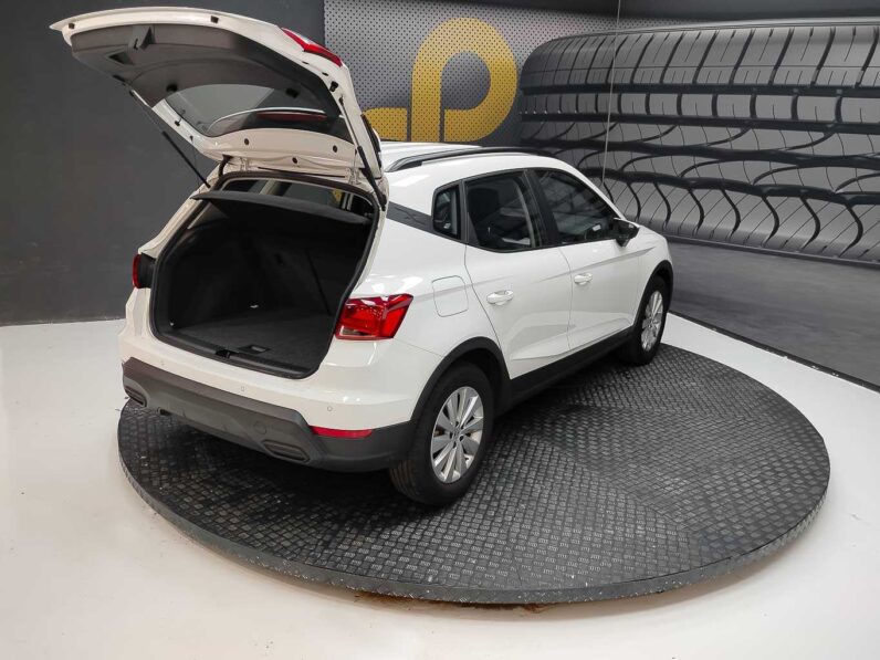 
								SEAT Arona full									