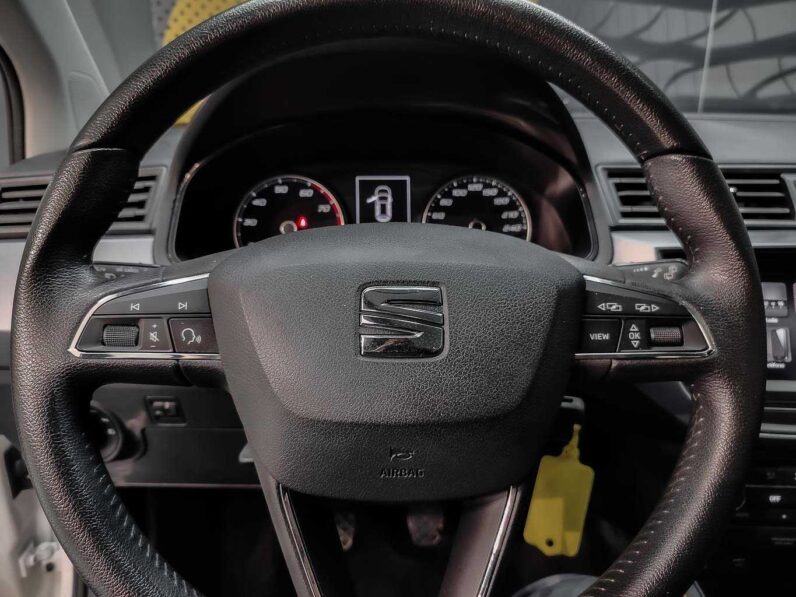 
								SEAT Arona full									