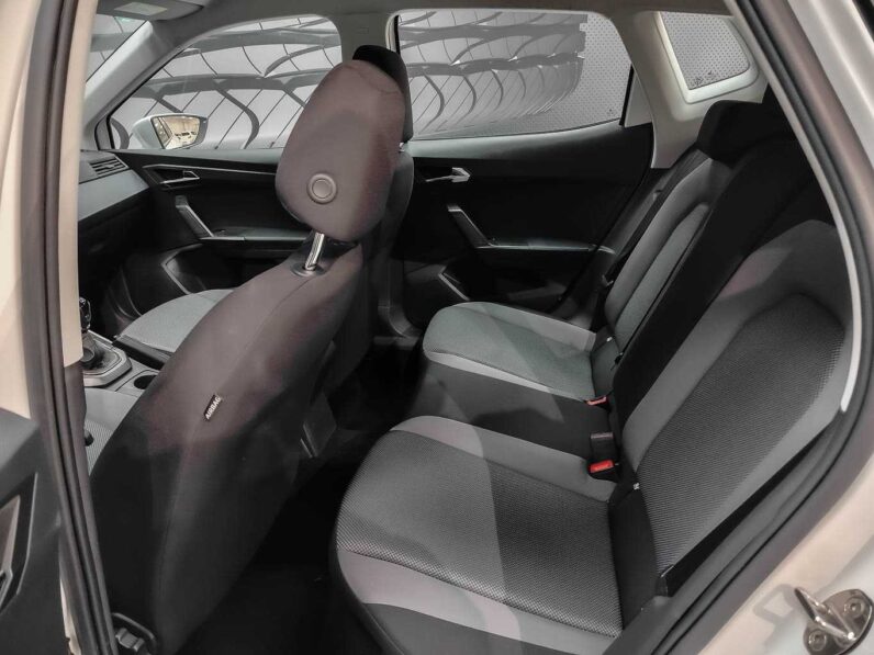 
								SEAT Arona full									
