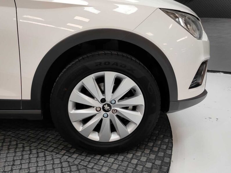 
								SEAT Arona full									