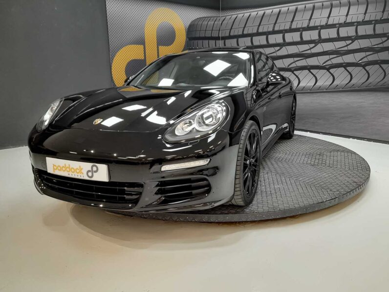 
								Porsche Panamera full									
