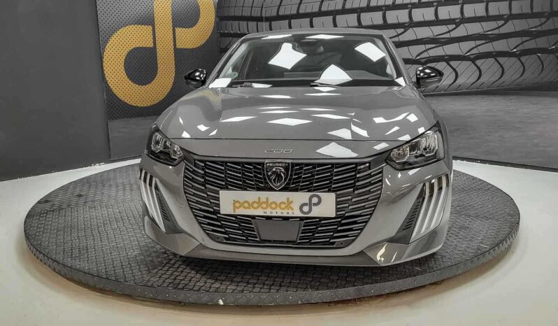 
								Peugeot 208 full									