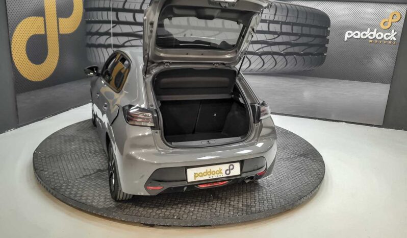 
								Peugeot 208 full									