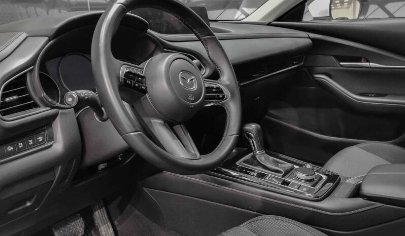 
								Mazda CX-30 full									