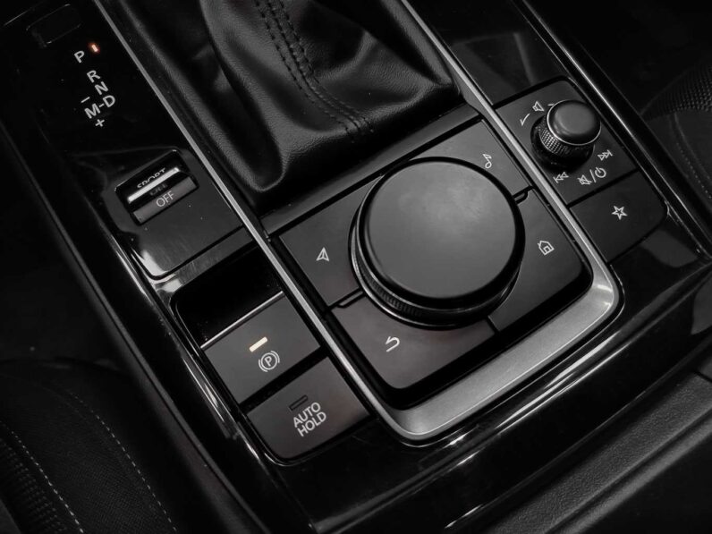 
								Mazda CX-30 full									