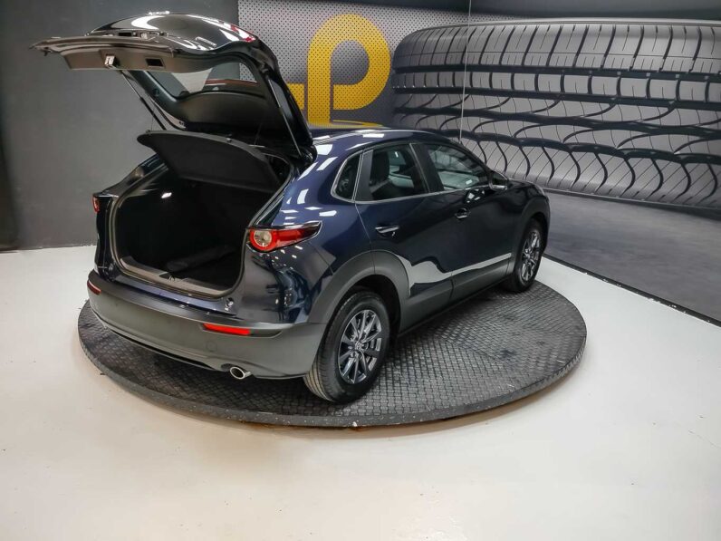 
								Mazda CX-30 full									