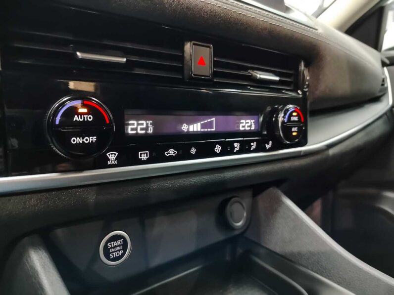 
								Nissan Qashqai full									