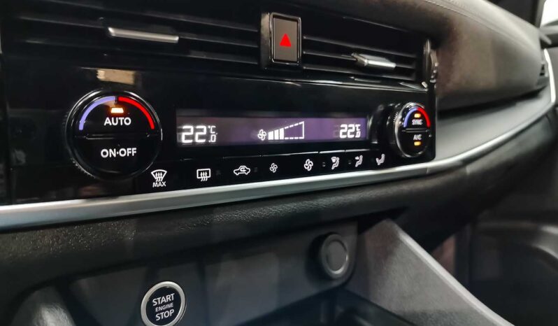 
								Nissan Qashqai full									