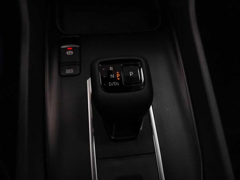 
								Nissan Qashqai full									