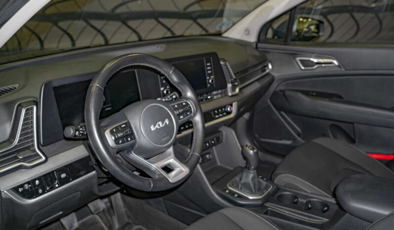 
								Kia Sportage full									