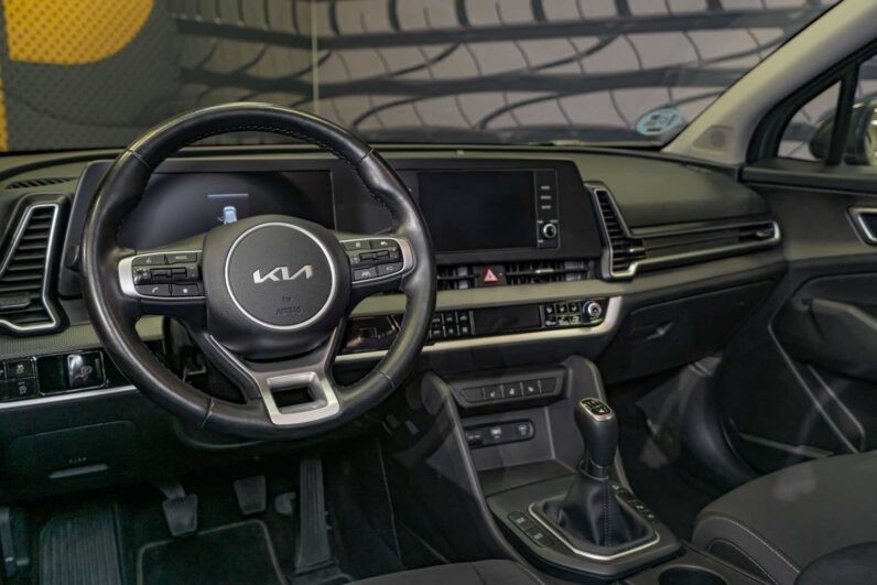 
								Kia Sportage full									