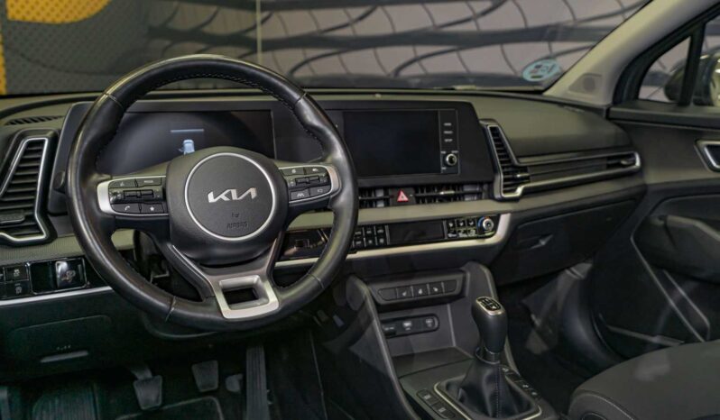 
								Kia Sportage full									