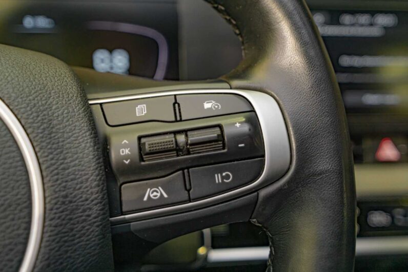 
								Kia Sportage full									