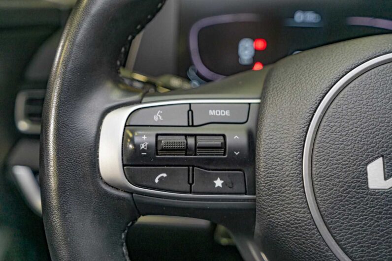 
								Kia Sportage full									