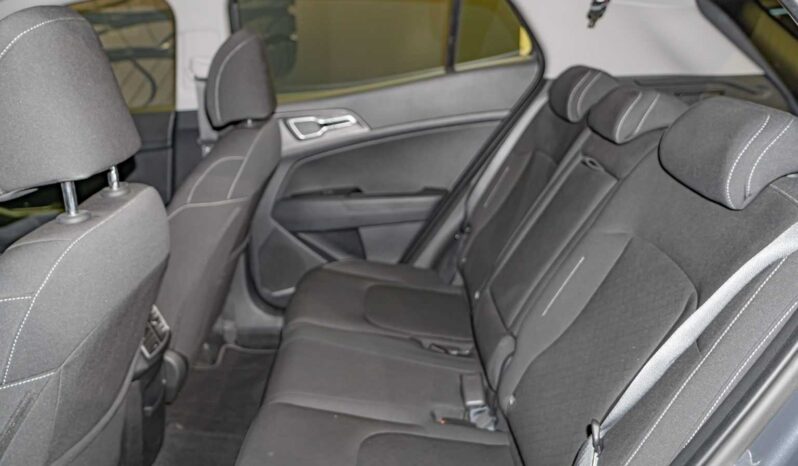 
								Kia Sportage full									