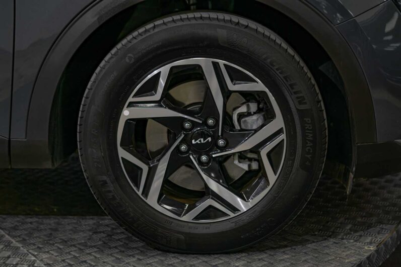 
								Kia Sportage full									