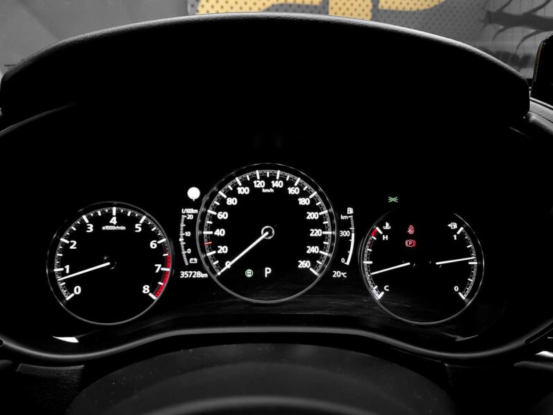 
								Mazda CX-30 full									