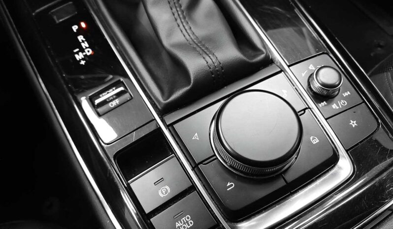 
								Mazda CX-30 full									