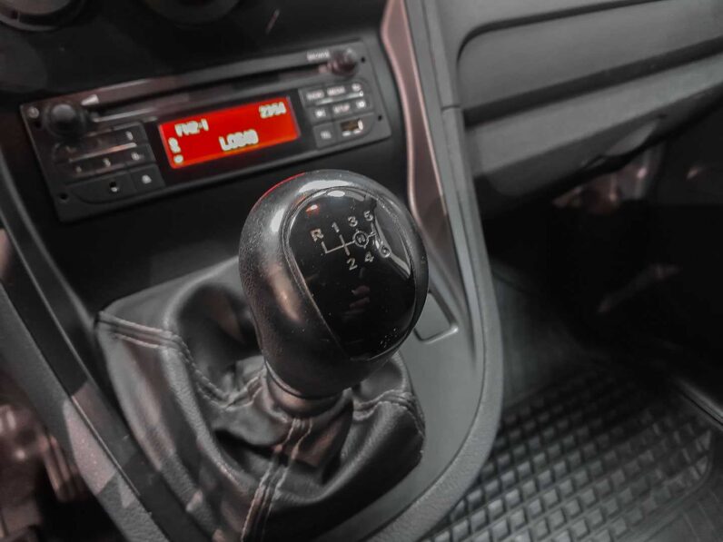 
								MercedesBenz Citan full									