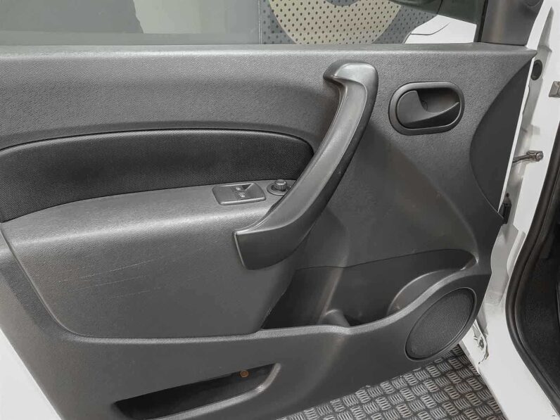 
								MercedesBenz Citan full									