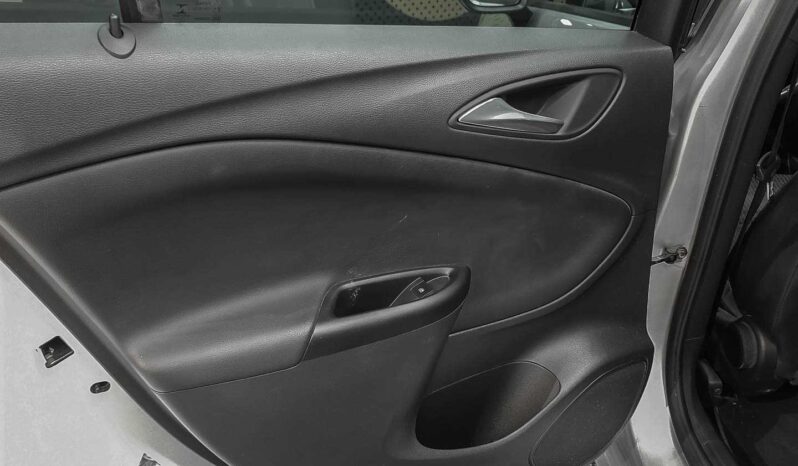 
								OPEL Astra full									
