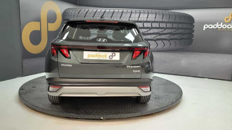 
								Hyundai Tucson full									