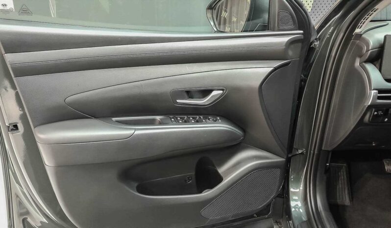 
								Hyundai Tucson full									
