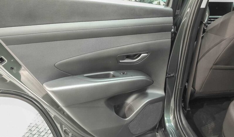 
								Hyundai Tucson full									