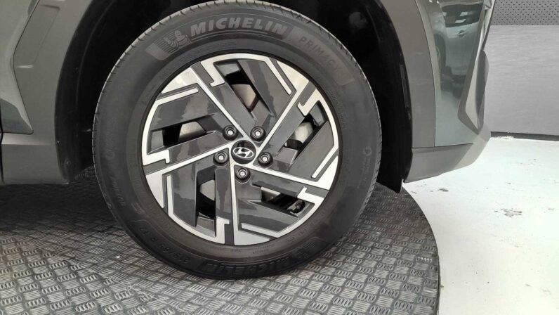 
								Hyundai Tucson full									