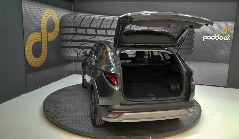 
								Hyundai Tucson full									