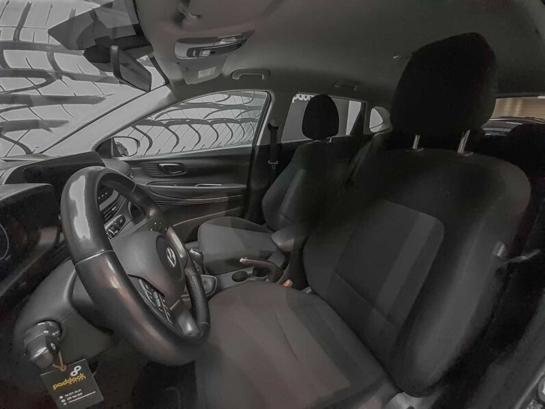 
								Hyundai i20 full									