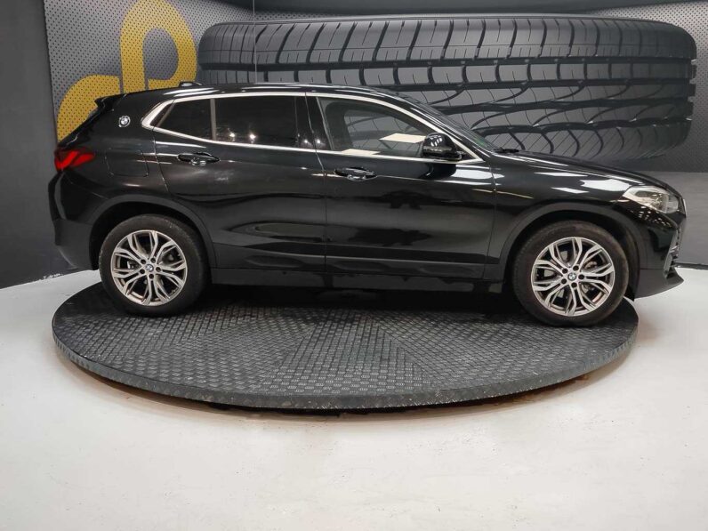 
								BMW X2 full									