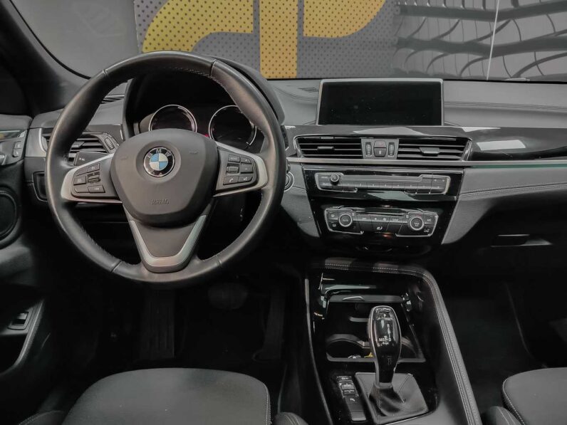 
								BMW X2 full									