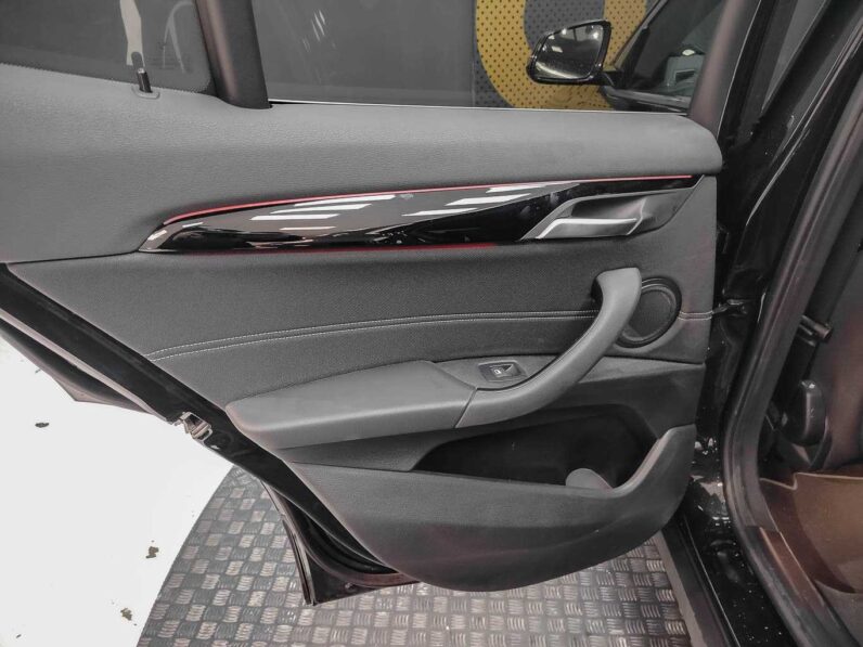 
								BMW X2 full									