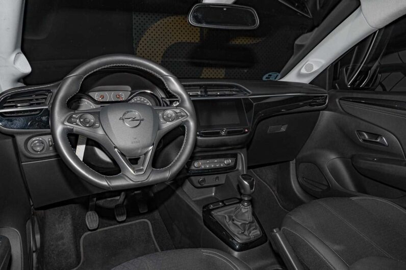 
								OPEL Corsa full									