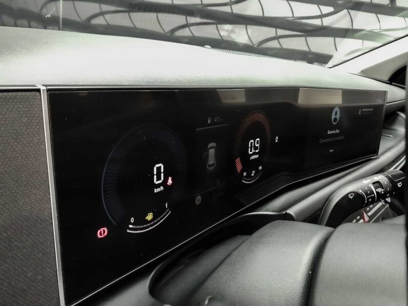 
								Hyundai Tucson full									