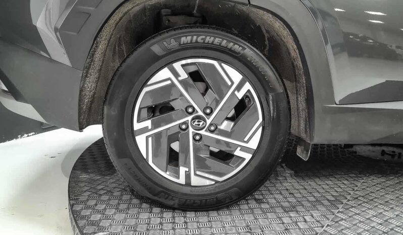 
								Hyundai Tucson full									
