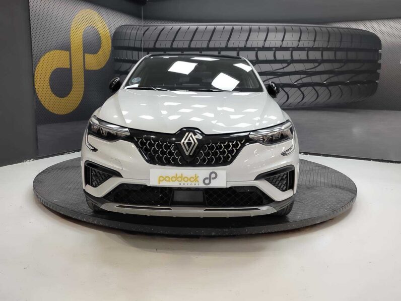 
								renault Arkana full									