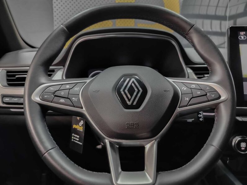 
								renault Arkana full									