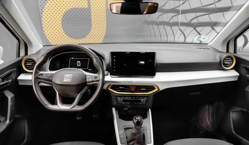 
								SEAT Arona full									