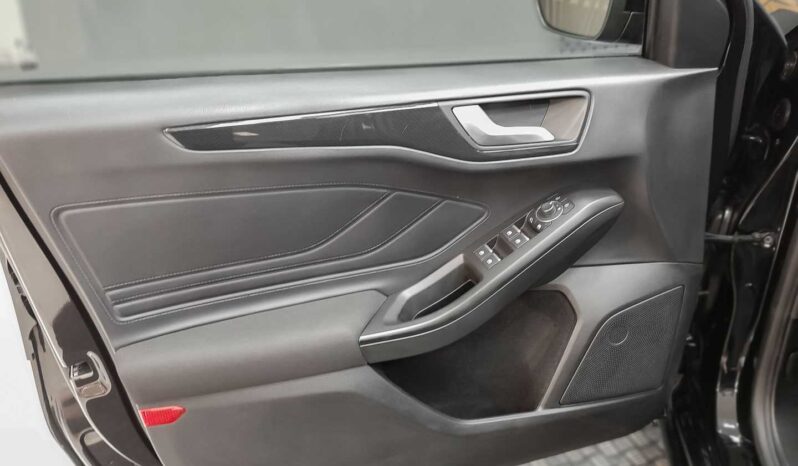 
								Ford Focus full									