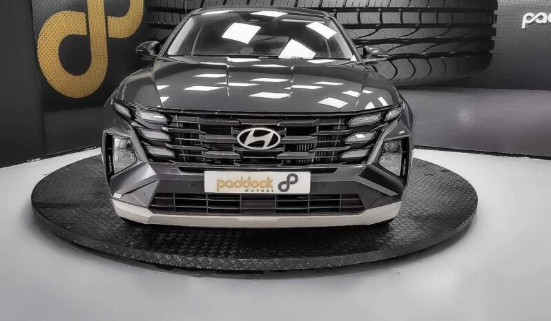 
								Hyundai Tucson full									