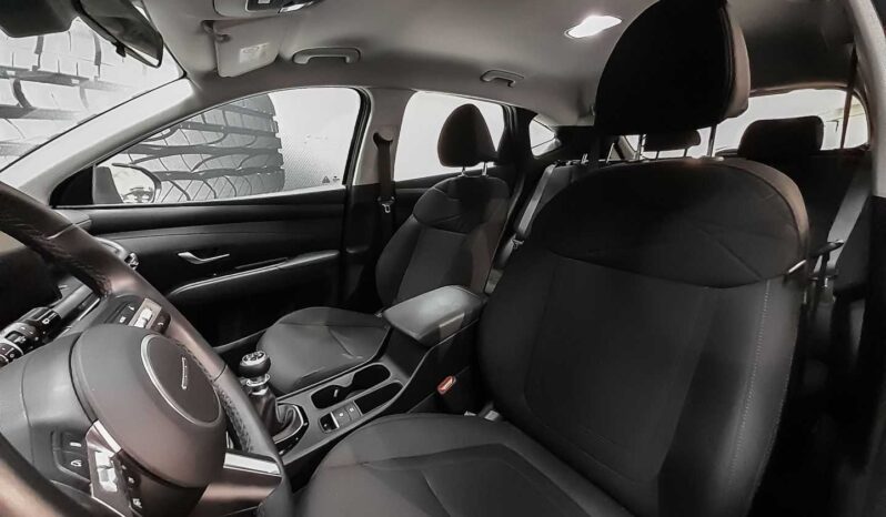 
								Hyundai Tucson full									
