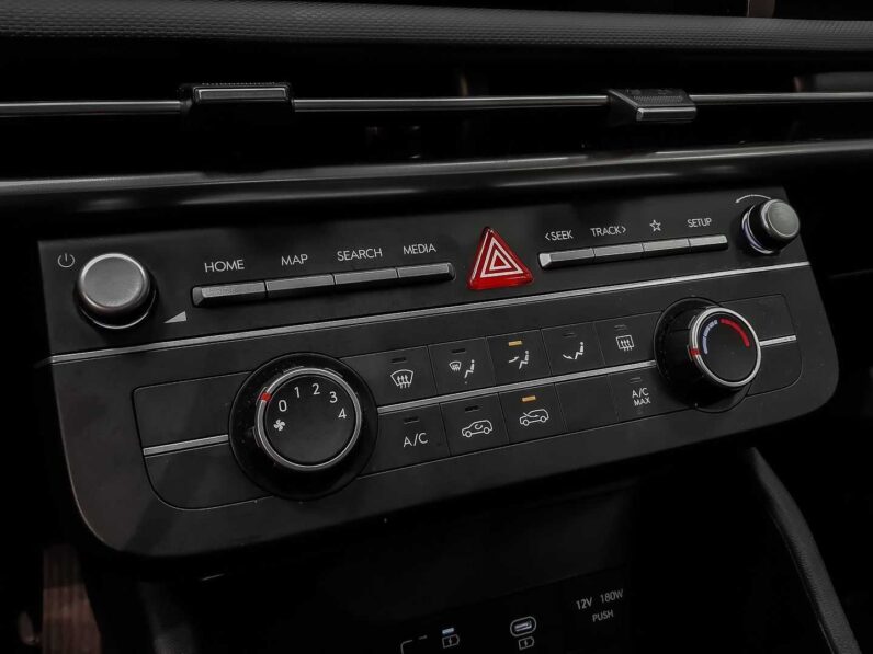 
								Hyundai Tucson full									